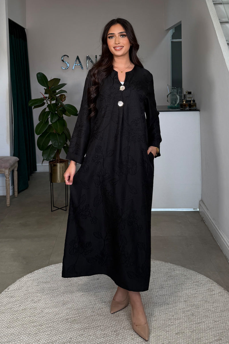 VAANI GOLD BUTTON MAXI- Black
