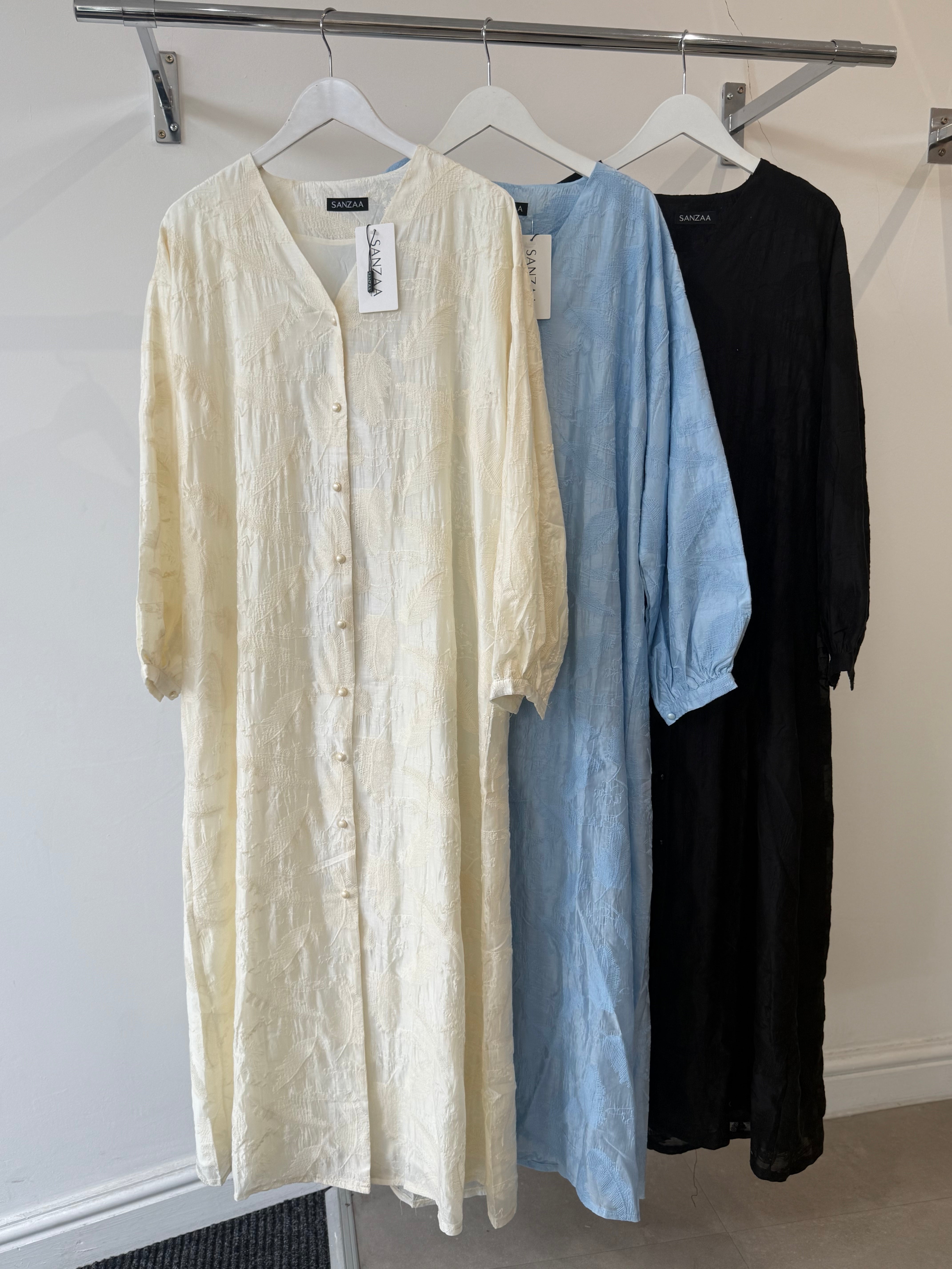 Feather Emboss Button Dress