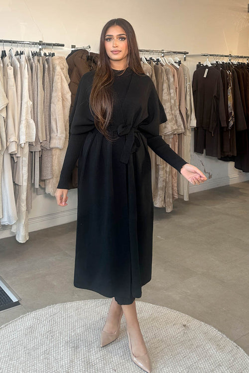 MAHIN TWO-PIECE KNIT SET BLACK