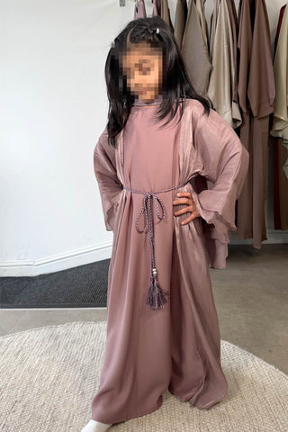 AMIRA LACE ABAYA POWDER PINK