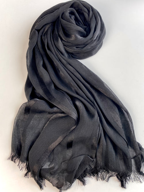 Black hijab with stripe detail